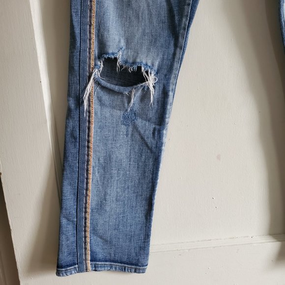 Anthropologie Pilcro Slim Boyfriend Jeans Side Stripe Distressed Size 27 - Picture 4 of 13